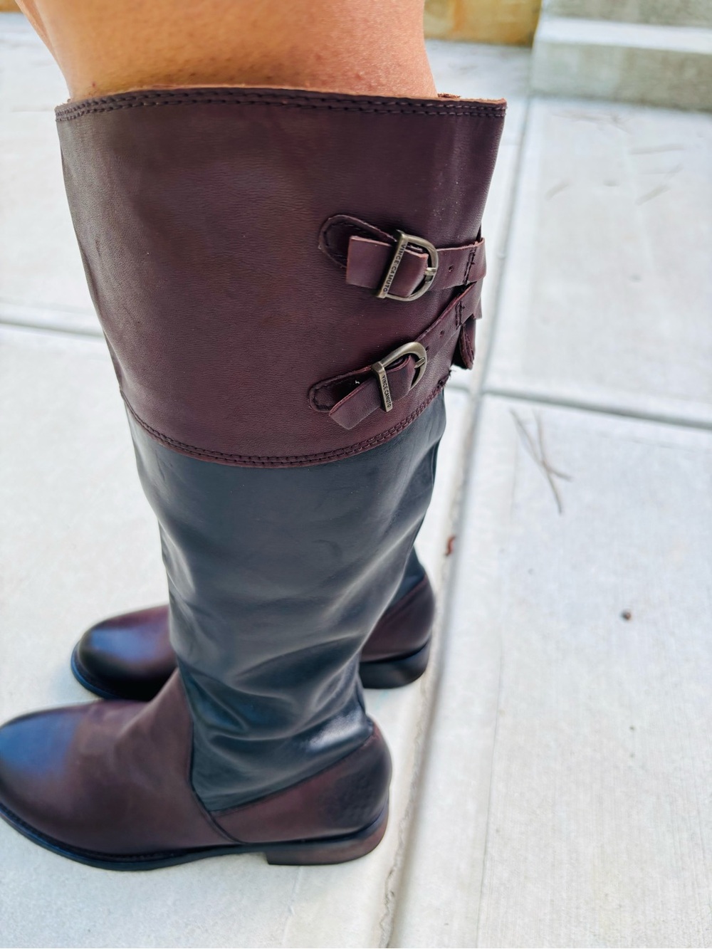 Vince Camuto Women's Two-Tone Leather Boots Riding Tall Black and Brown Size9.5 - Picture 11 of 15